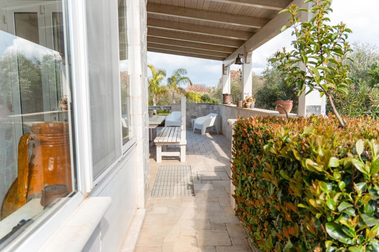 אוסטוני Villa Chanel Bellissima Villa Con Piscina Immersa Nella Valle D'Itria מראה חיצוני תמונה