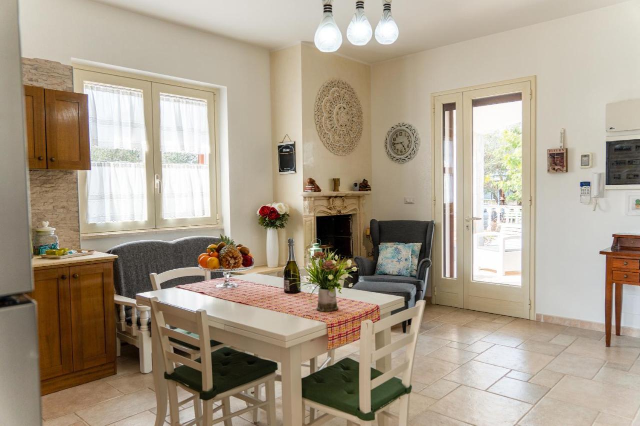 אוסטוני Villa Chanel Bellissima Villa Con Piscina Immersa Nella Valle D'Itria מראה חיצוני תמונה