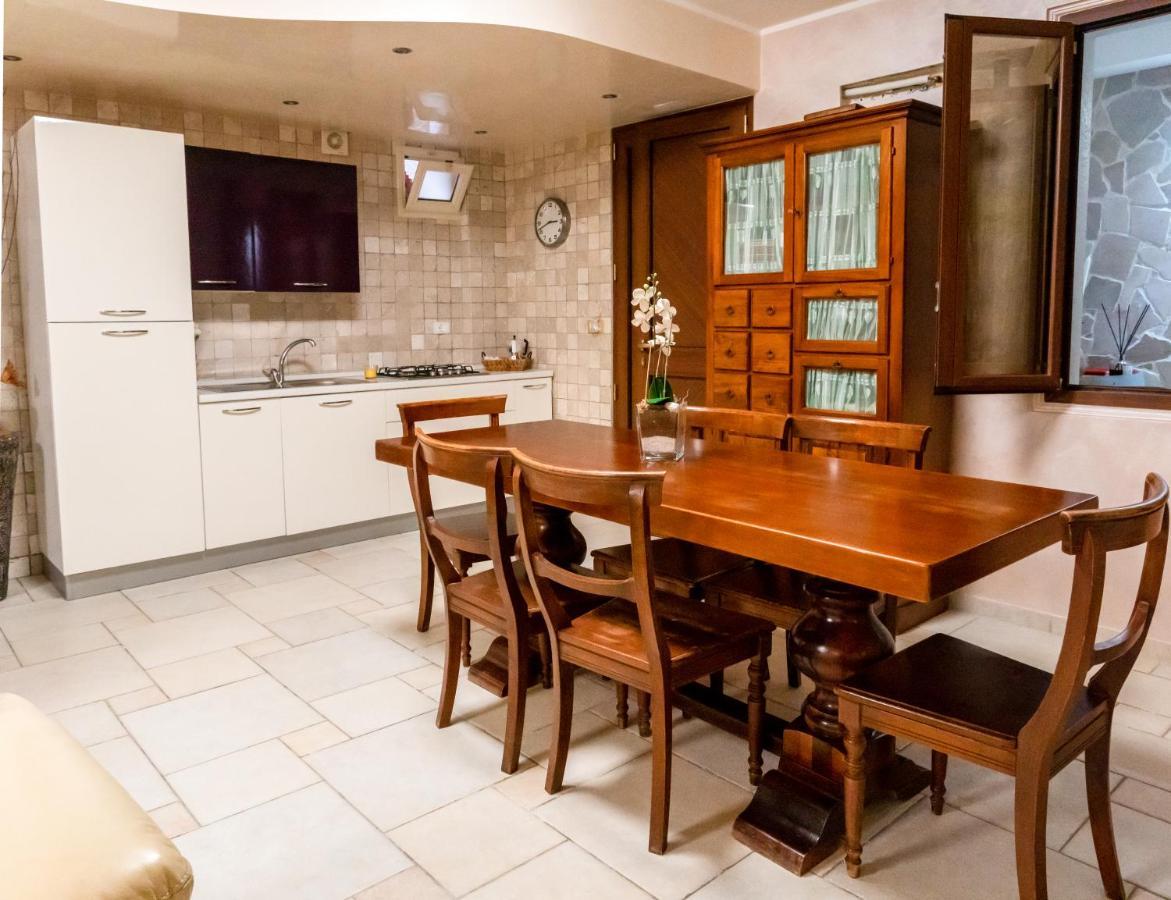 אוסטוני Villa Chanel Bellissima Villa Con Piscina Immersa Nella Valle D'Itria מראה חיצוני תמונה